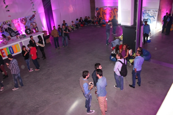 Online Collaborative Party